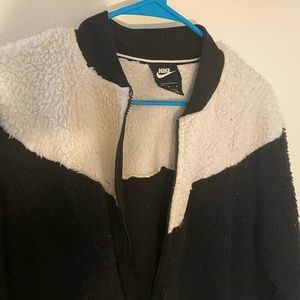 Nike Fleece Sweater